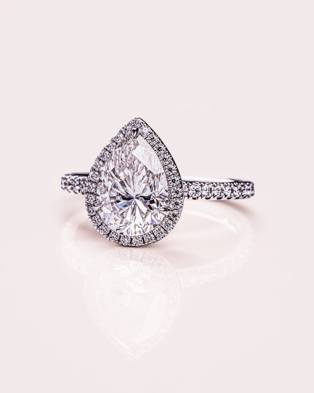 Emily (with Pavé) - Pear