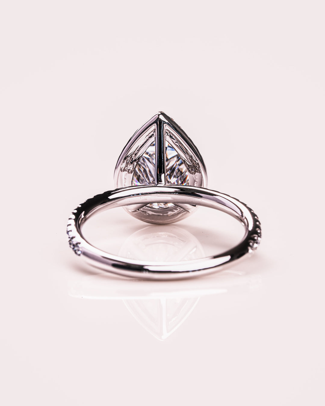 Emily (with Pavé) - Pear