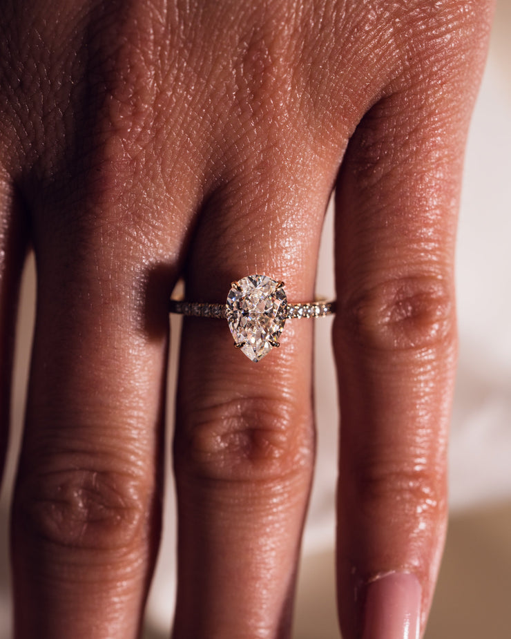 Jasmine (Pavé) - Pear