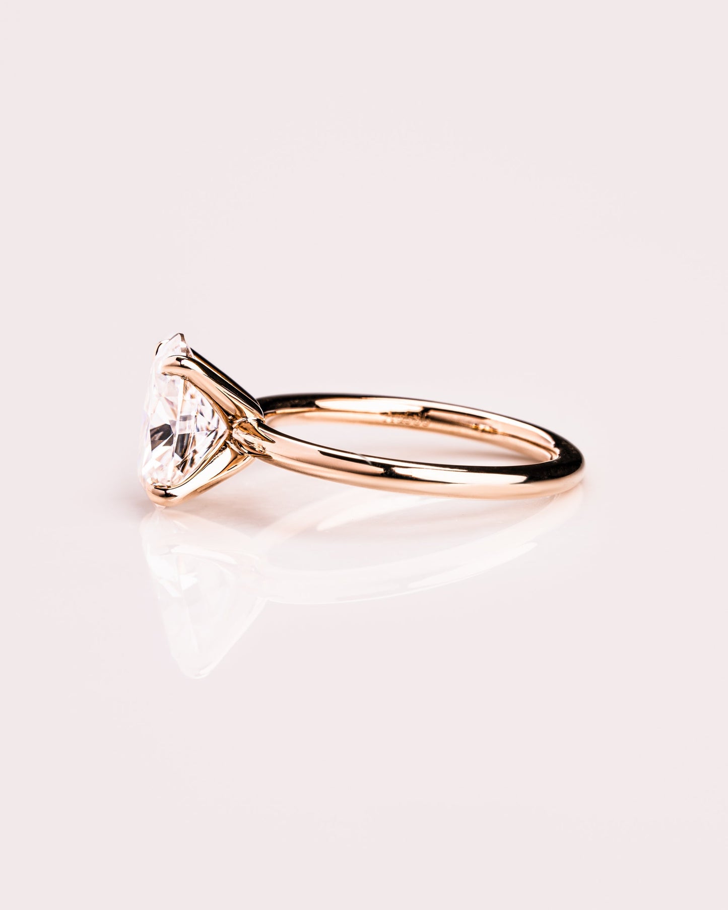 Ready to Ship - Becca - Oval