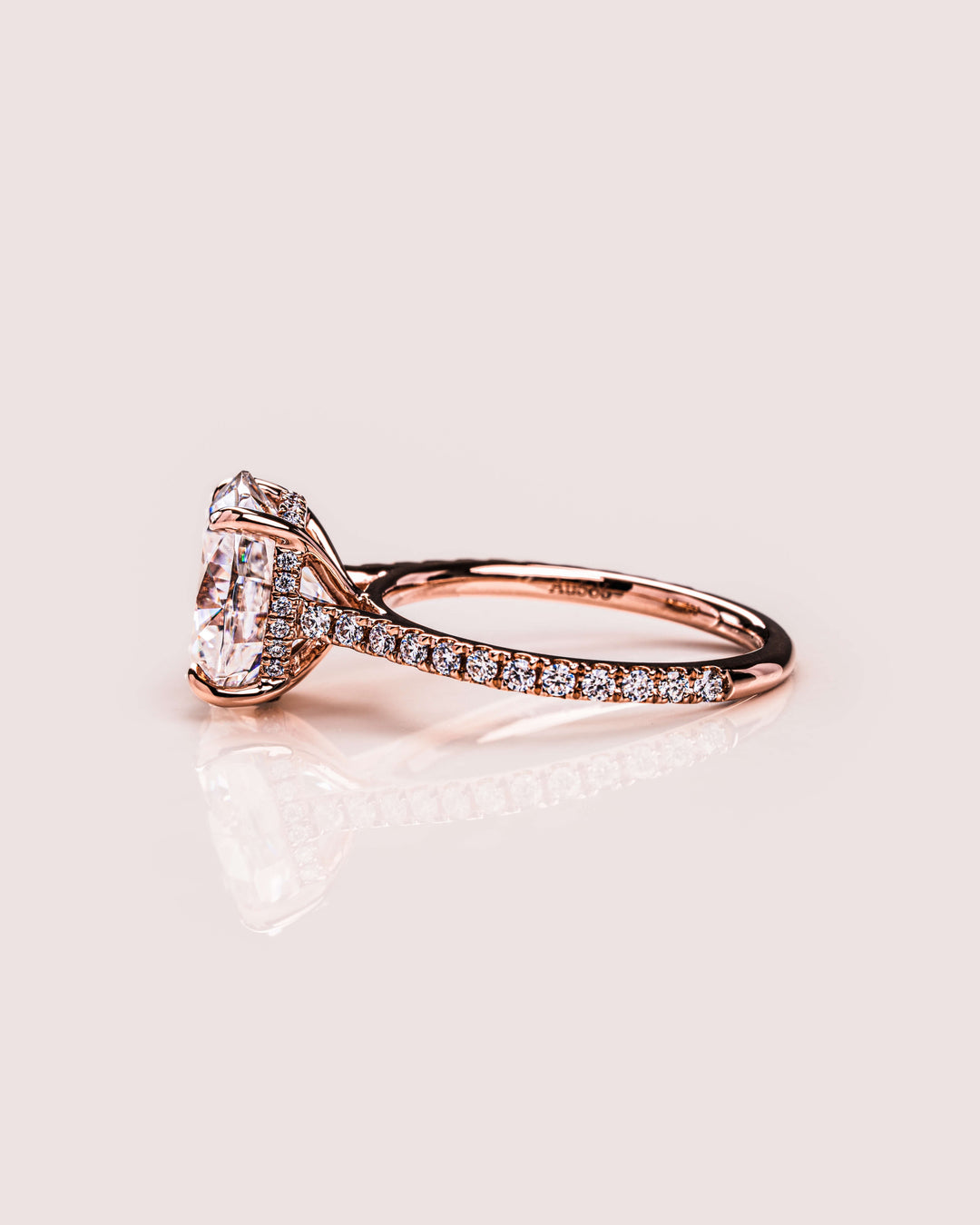 Caroline (with Pavé) - Oval