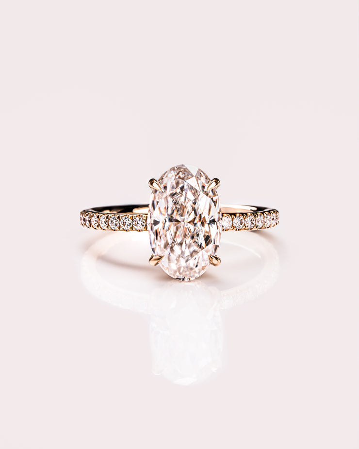 Harley (with Pavé) - Oval