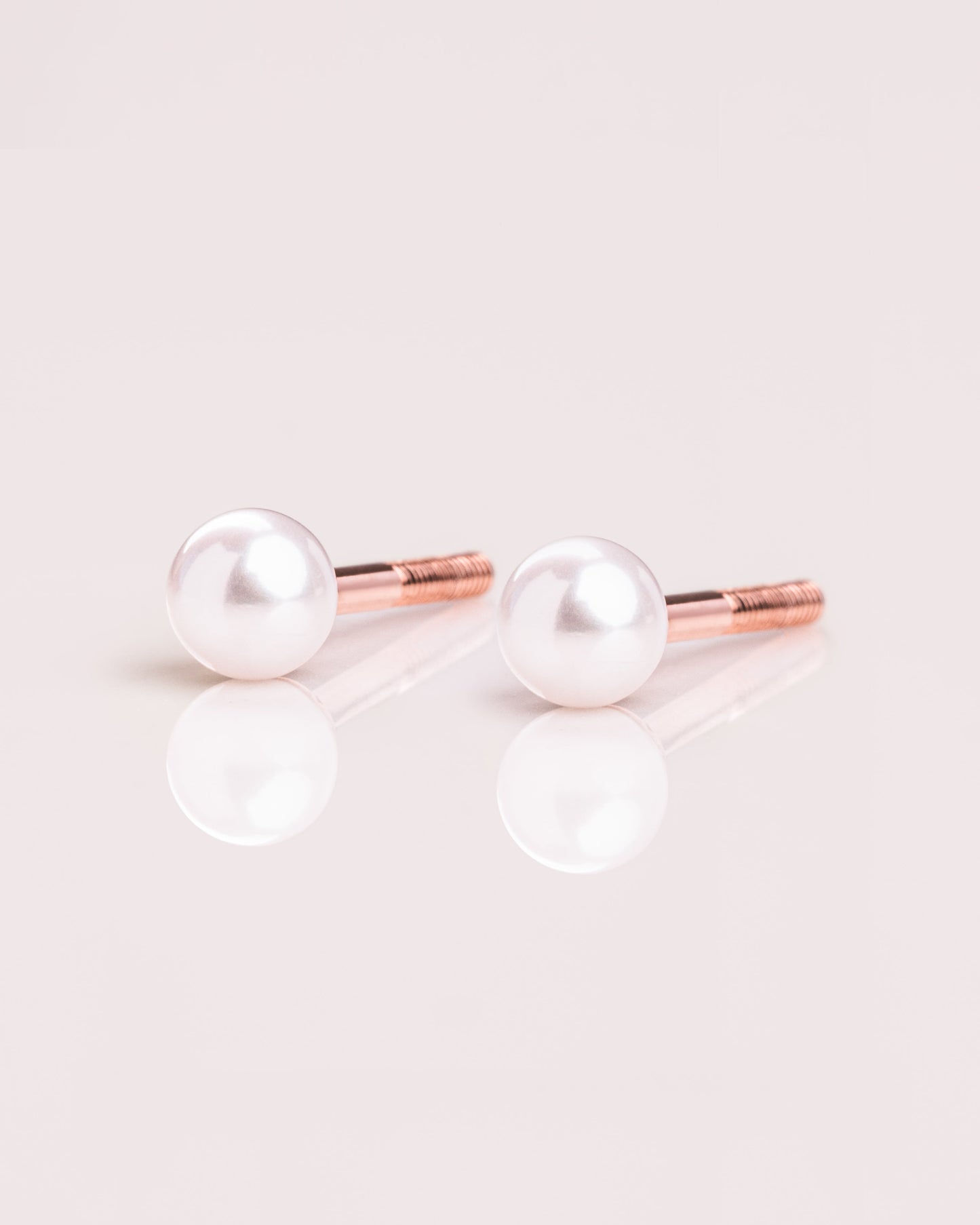 Laila - Pearl Earrings