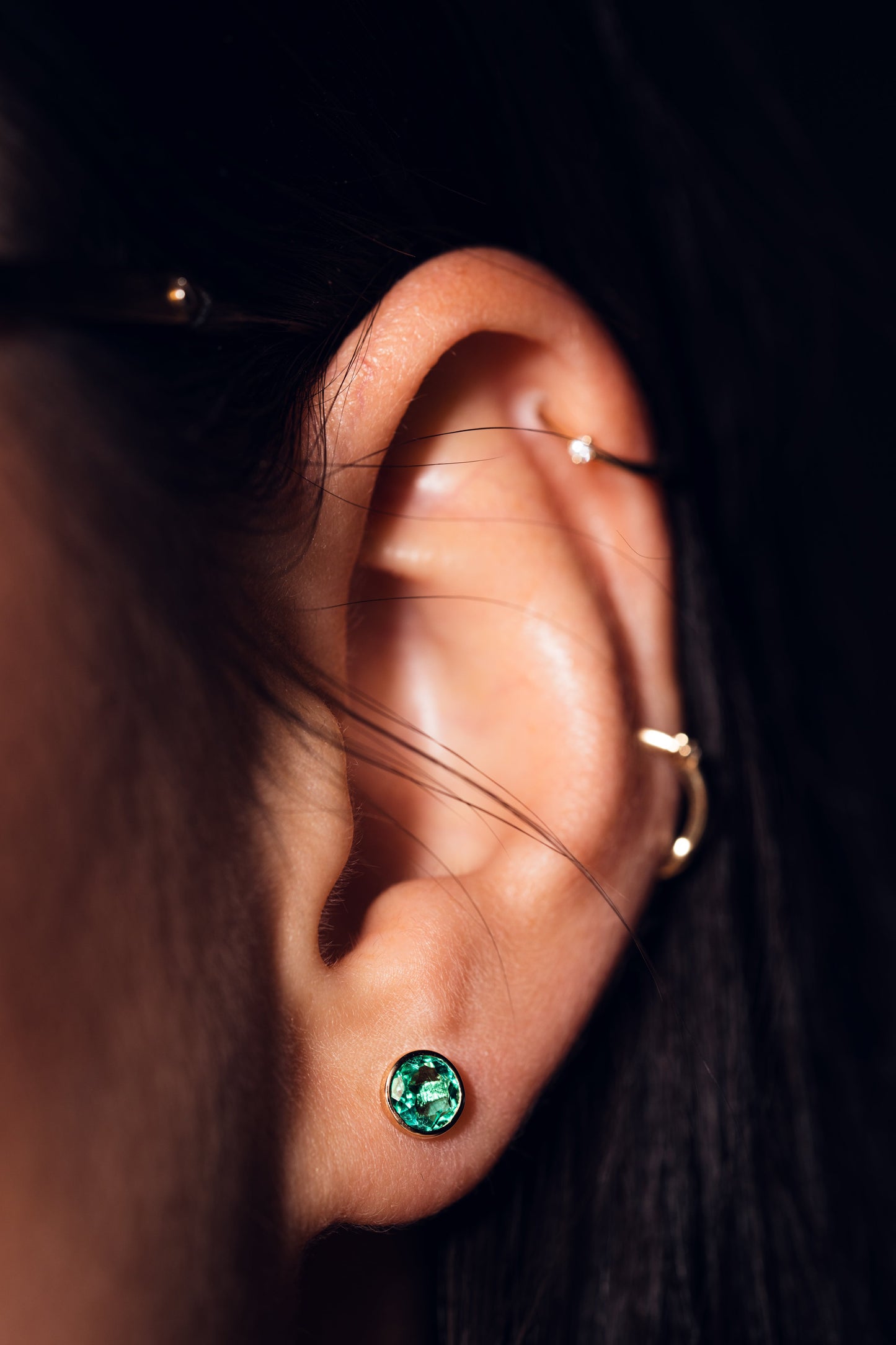 Demi Earrings - Round Lab-Emerald