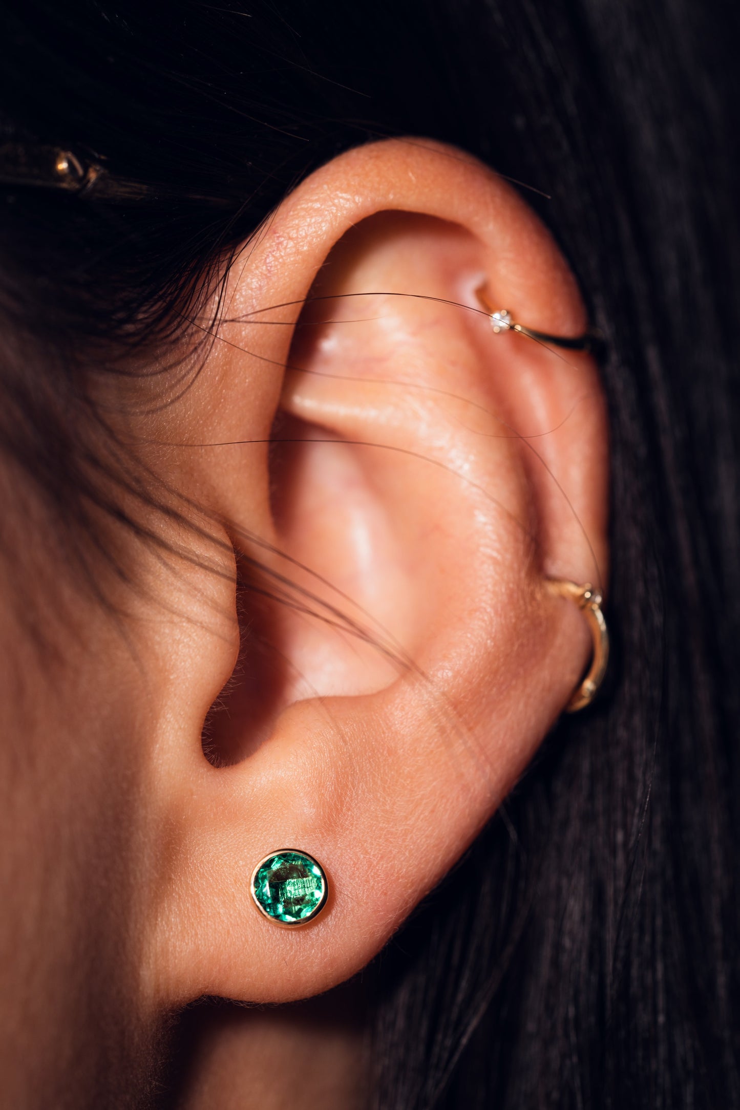 Demi Earrings - Round Lab-Emerald