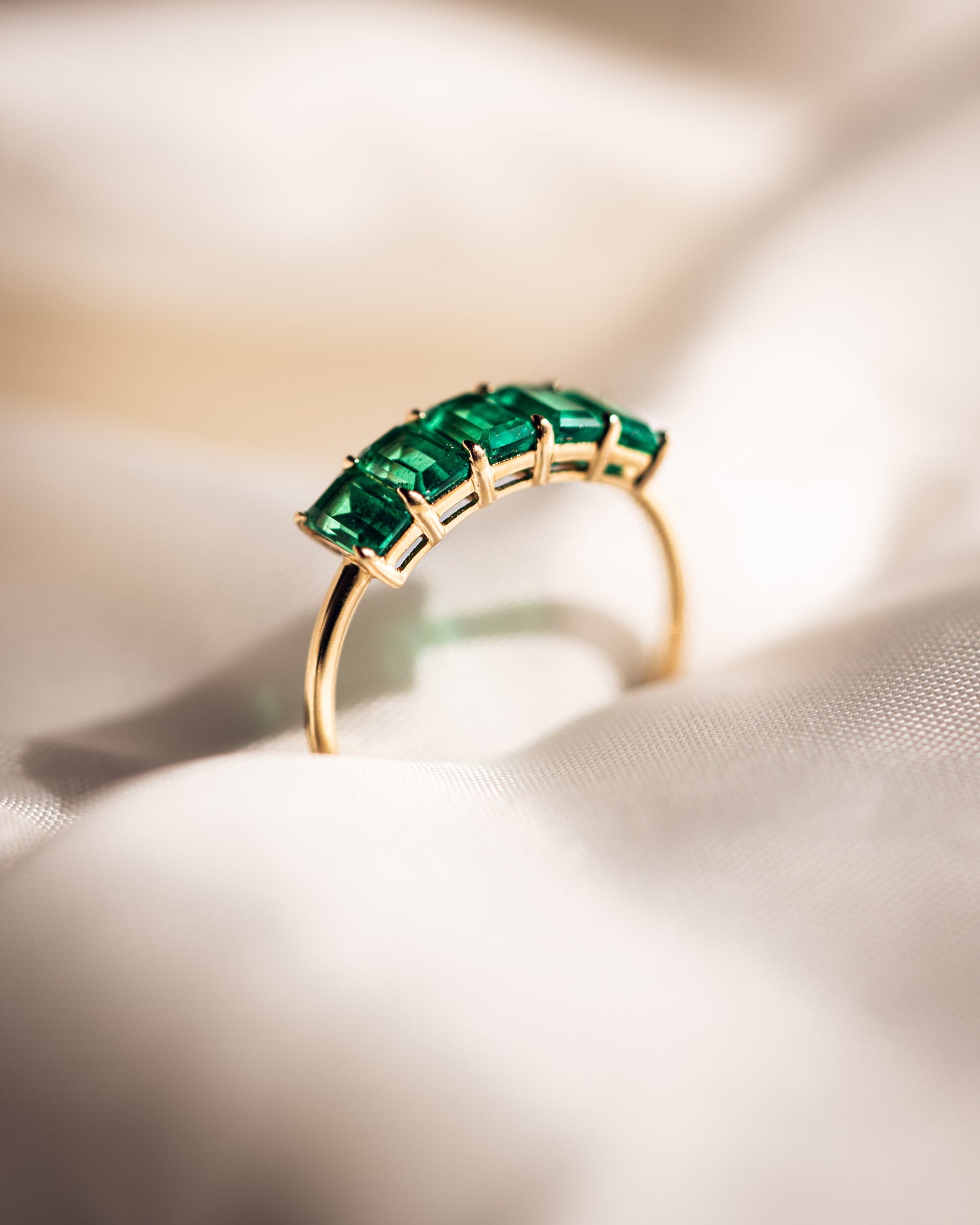 Faux Nicole - Lab-Emeralds