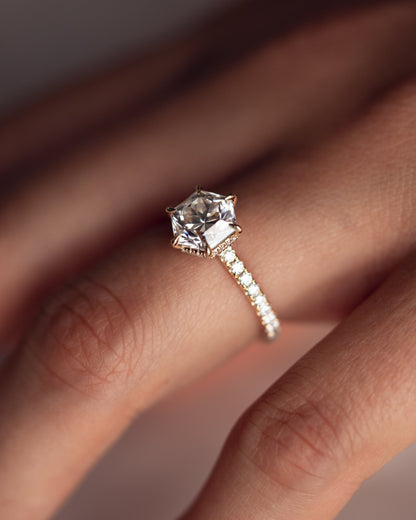 Jasmine (with Pavé) - Hexagon