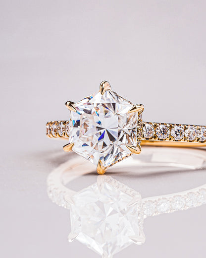 Jasmine (with Pavé) - Hexagon