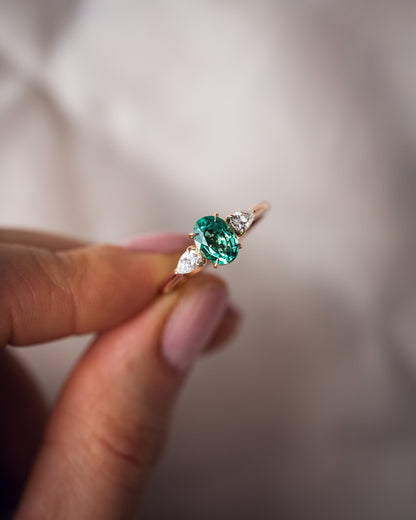 Hannah - Oval (Lab-Emerald) & Pear