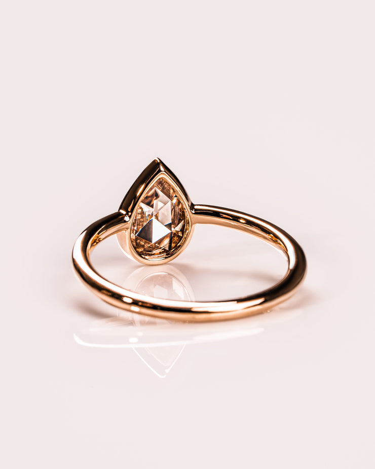 Eve - Rose Pear (Champagne)