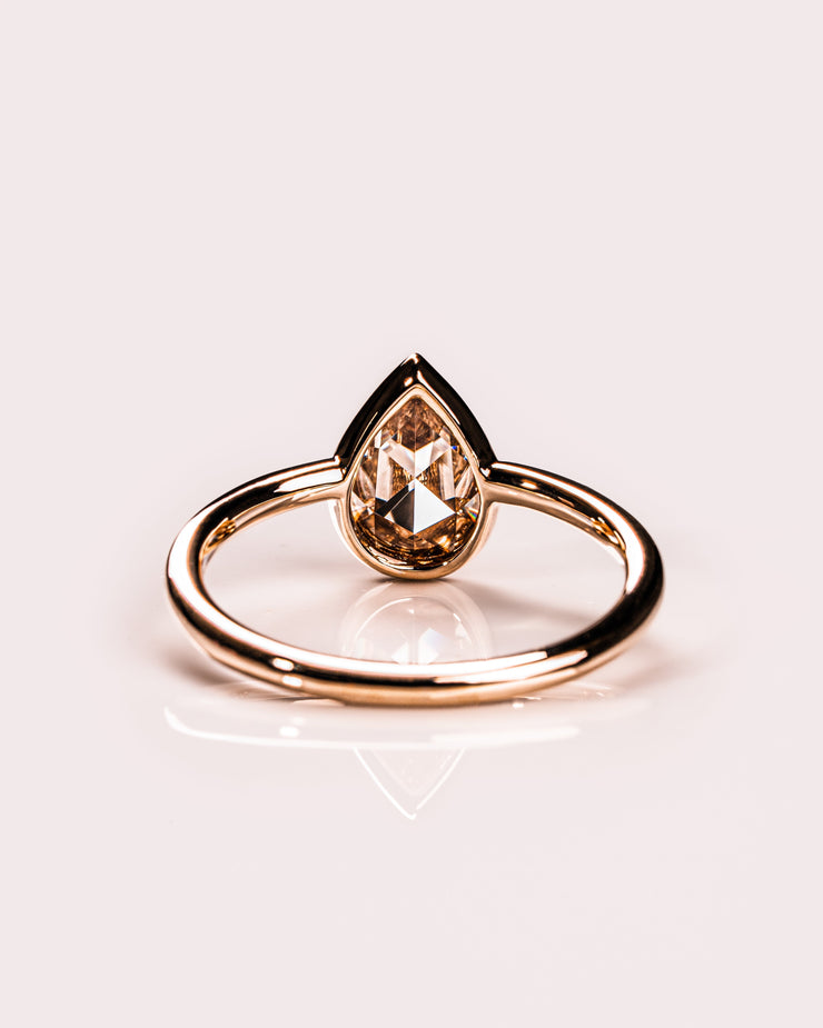 Eve - Rose Pear (Champagne)