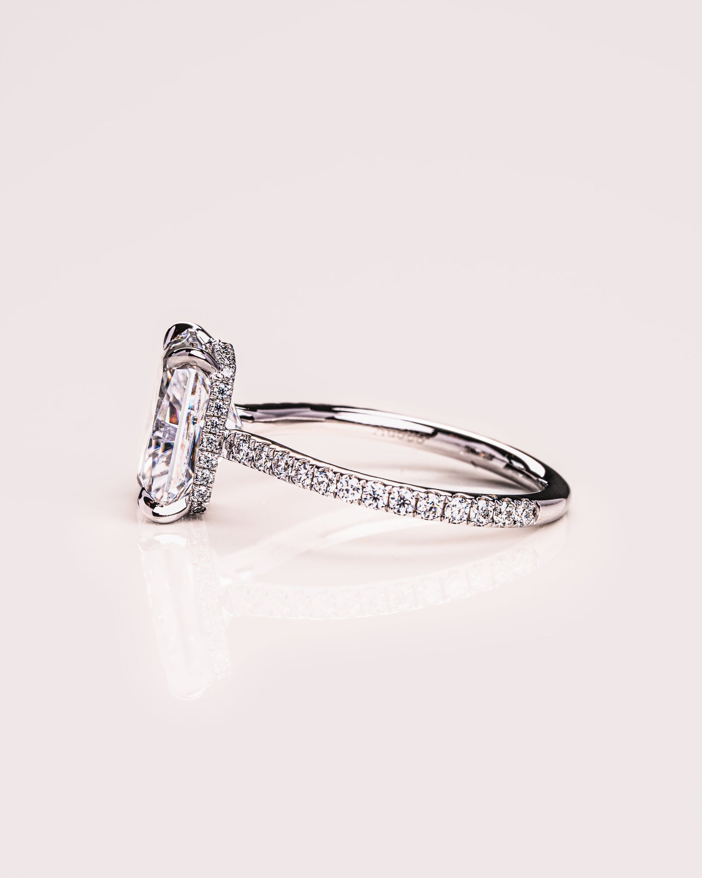 Jasmine (with Pavé) - Radiant