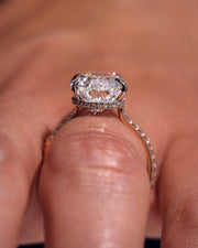 Ready to Ship - Jasmine - Oval - Platinum Head & Rose Gold Band