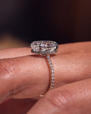 Ready to Ship - Jasmine - Oval - Platinum Head & Rose Gold Band