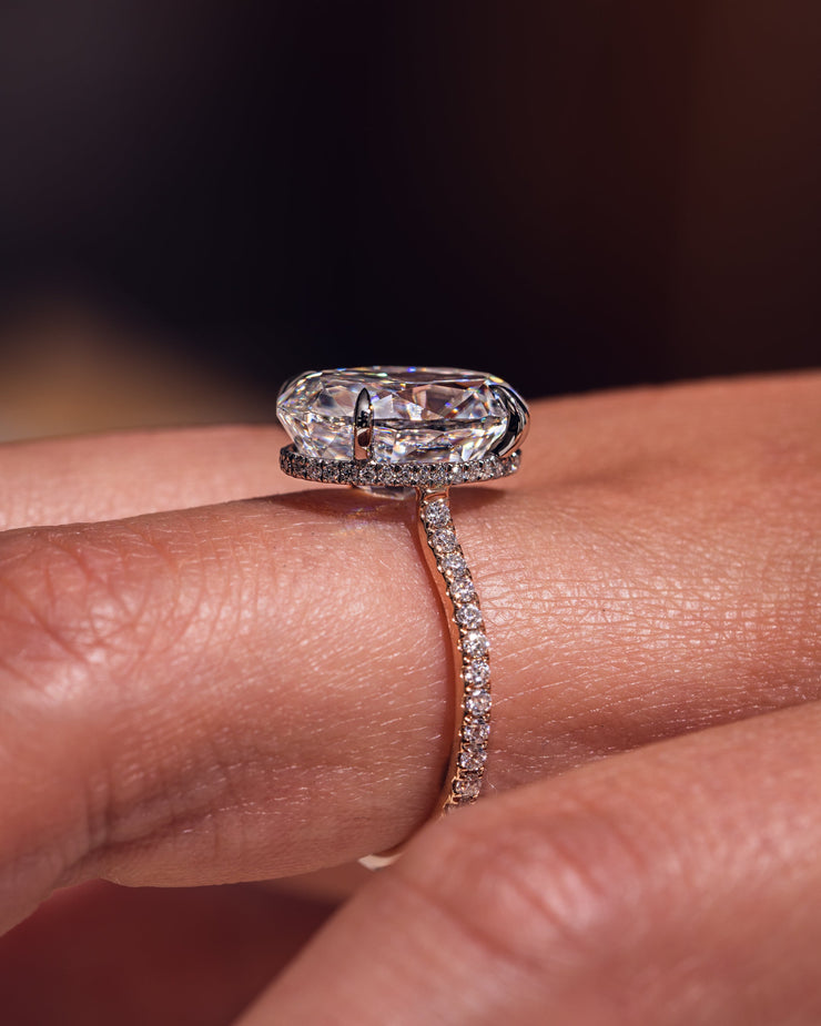 Ready to Ship - Jasmine - Oval - Platinum Head & Rose Gold Band