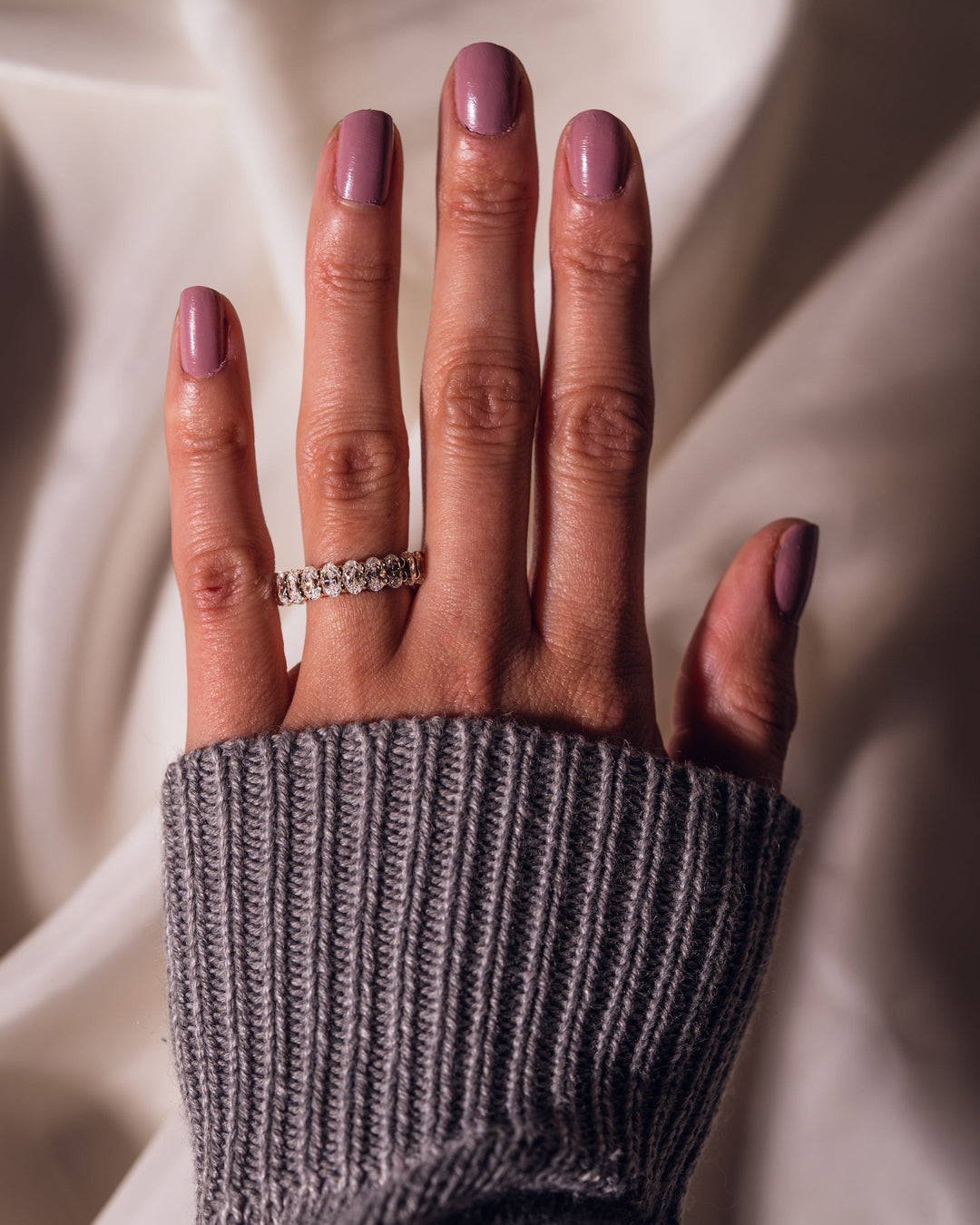 Ready to Ship - Nicole - Oval