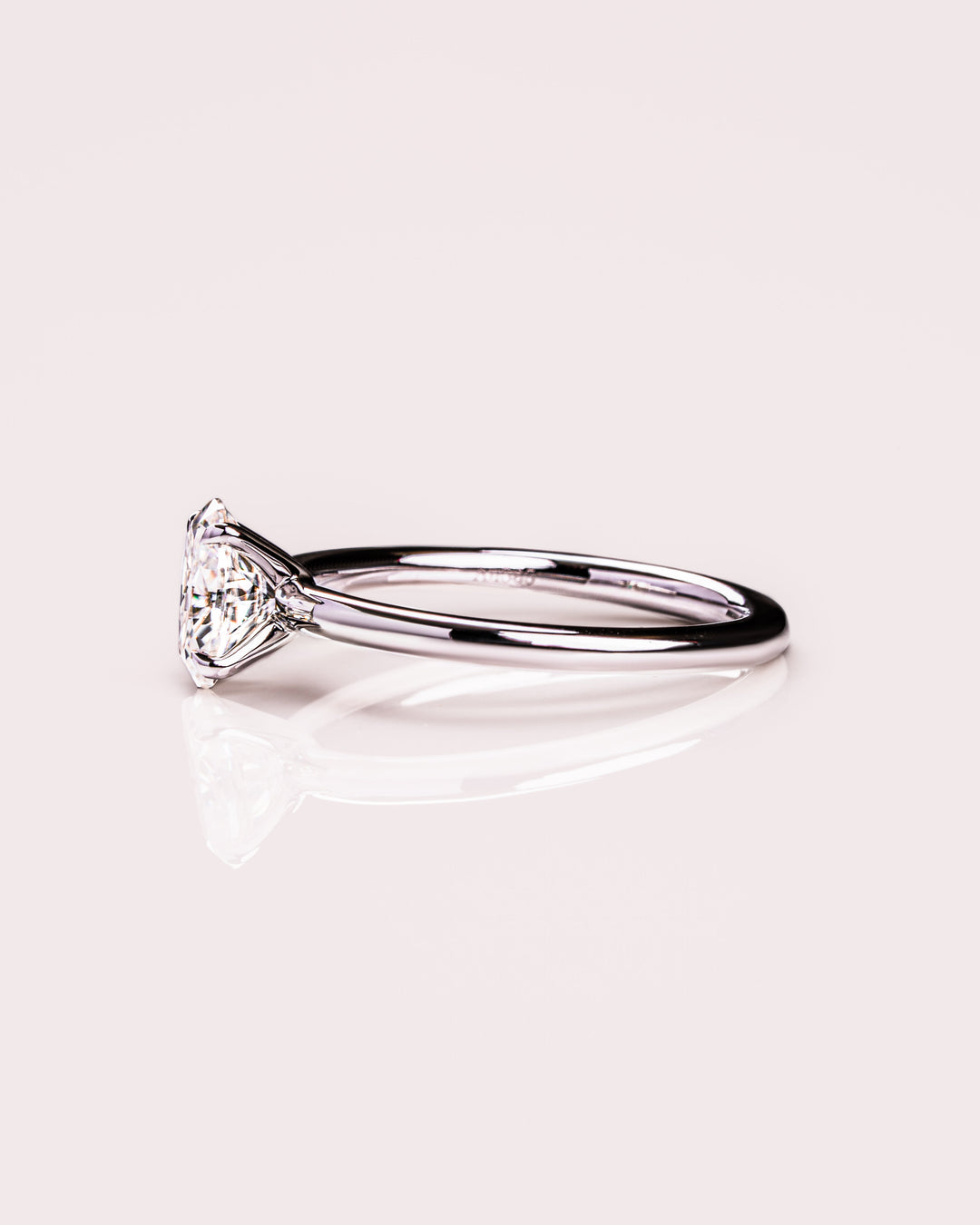 Ready to Ship - Becca - Oval