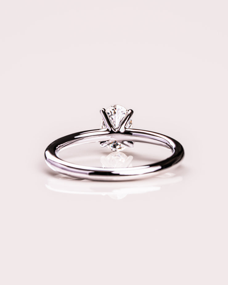 Ready to Ship - Becca - Oval