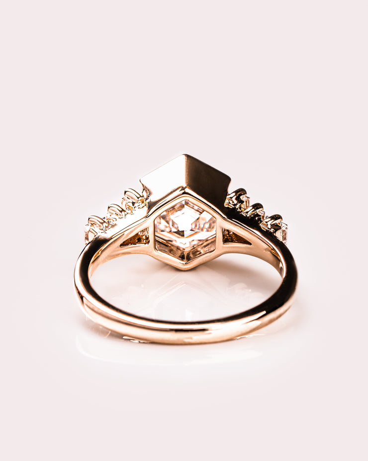 Ready to Ship - Annalise - Hexagon