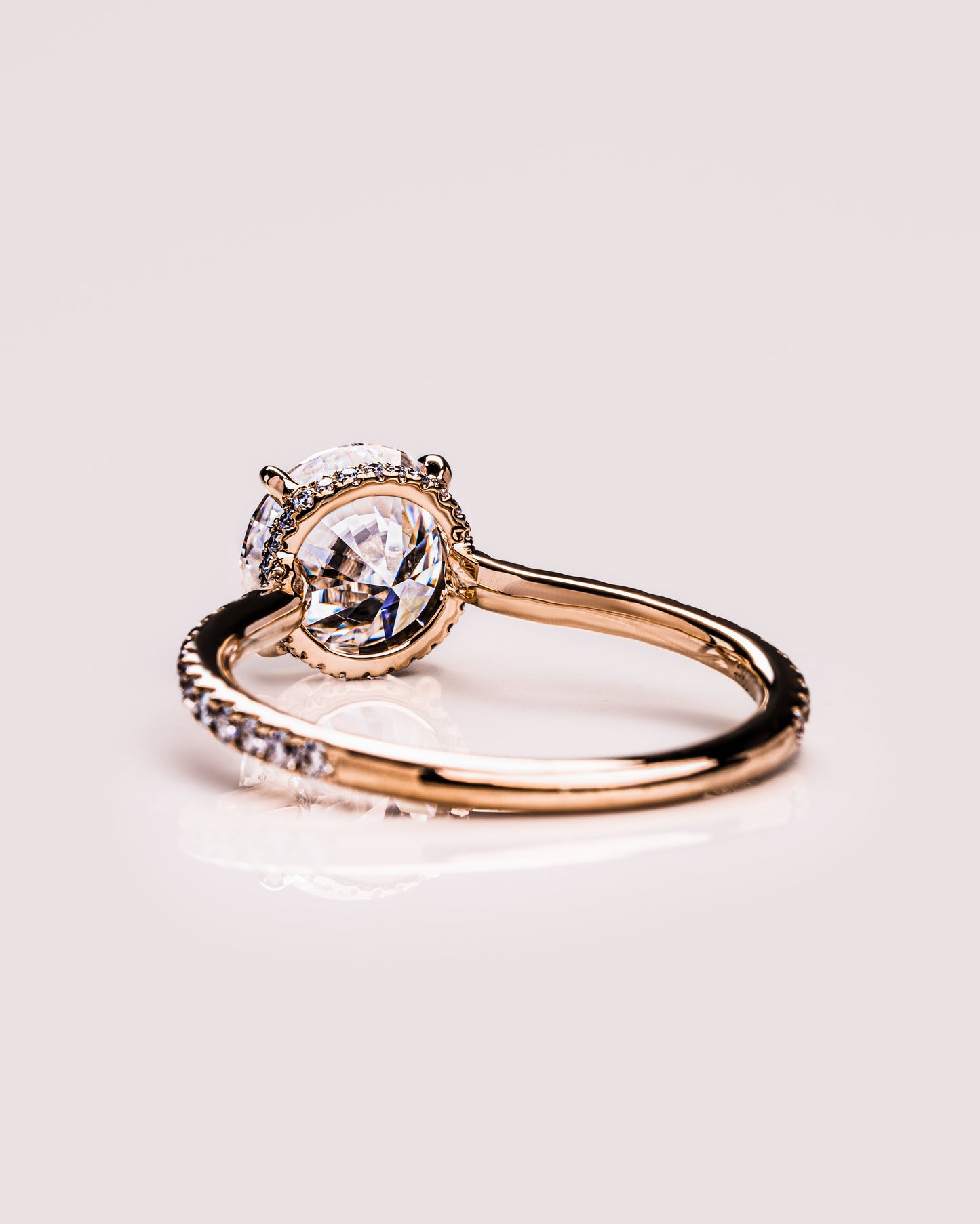 Jasmine (Pavé) - Round