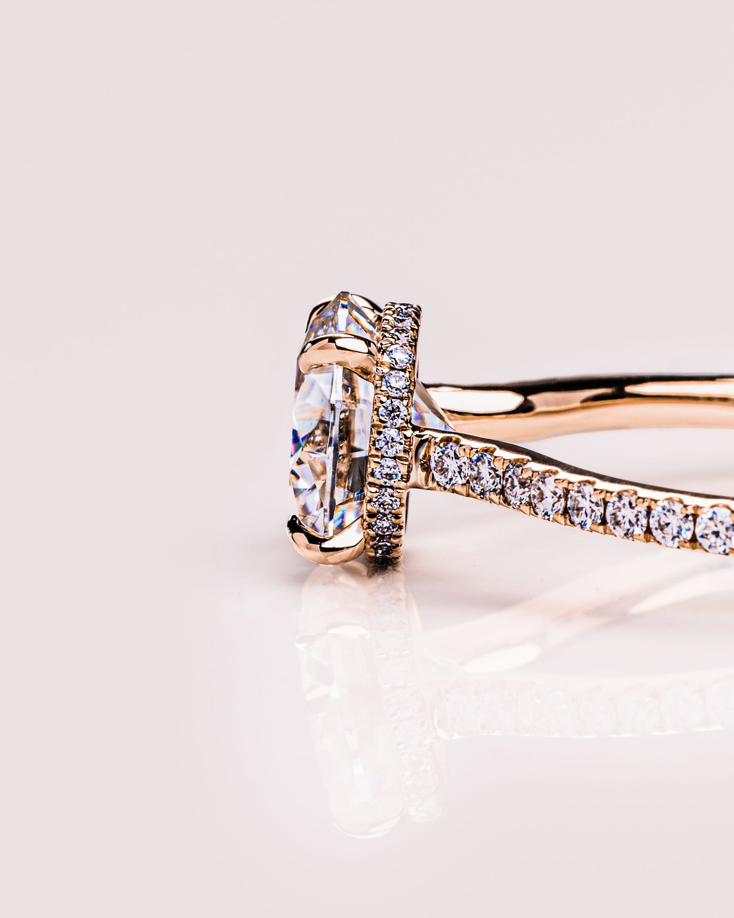 Jasmine (Pavé) - Round