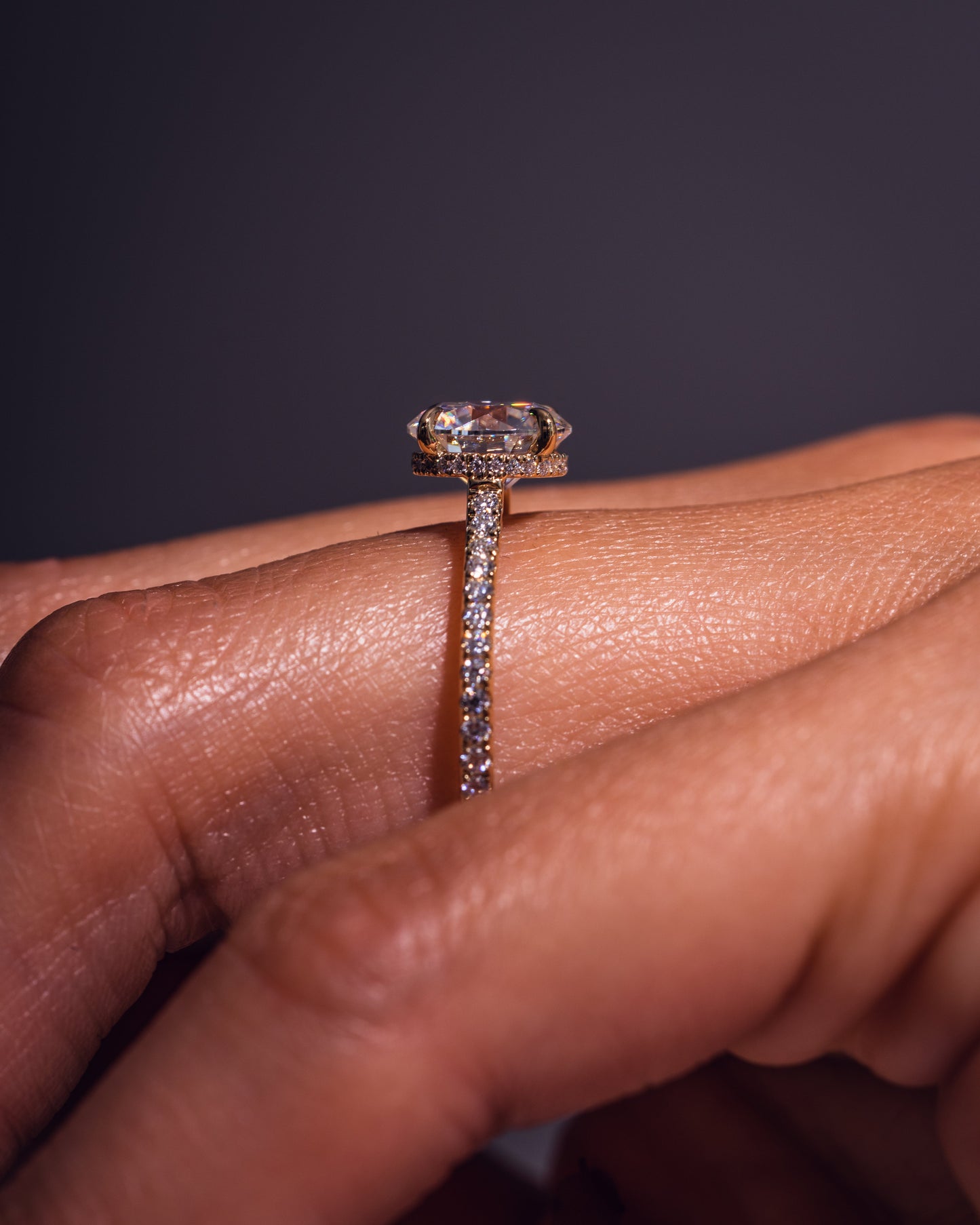 Jasmine (Pavé) - Round