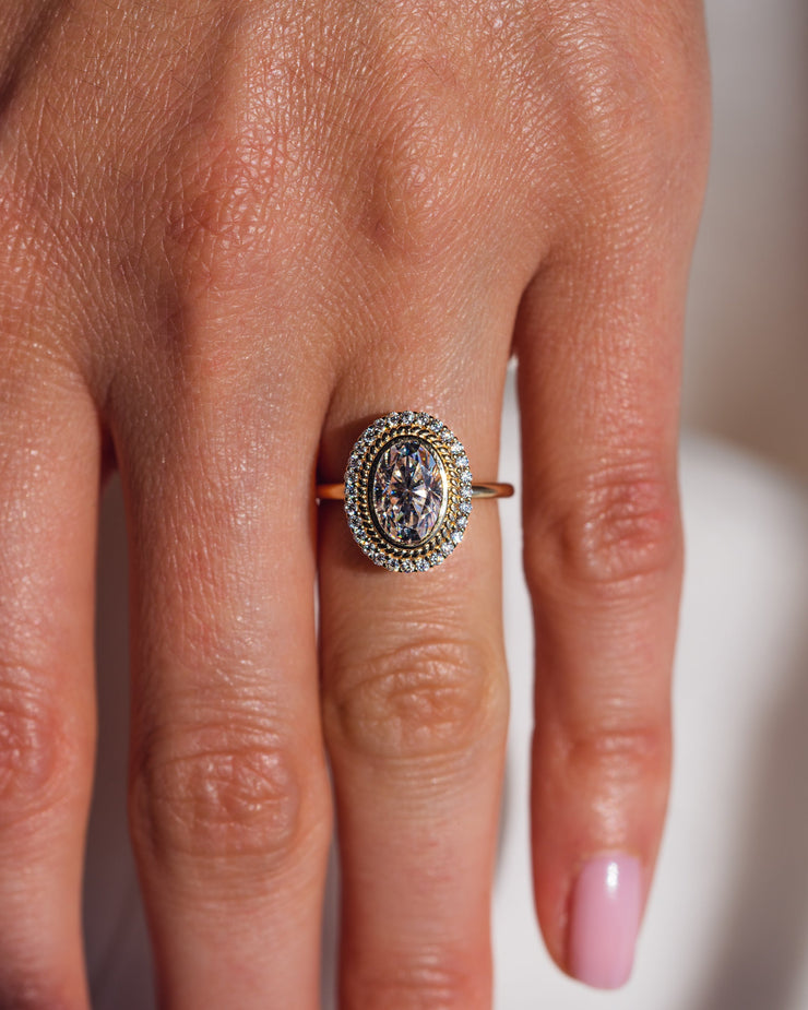 Ready to Ship - Eleana - Oval