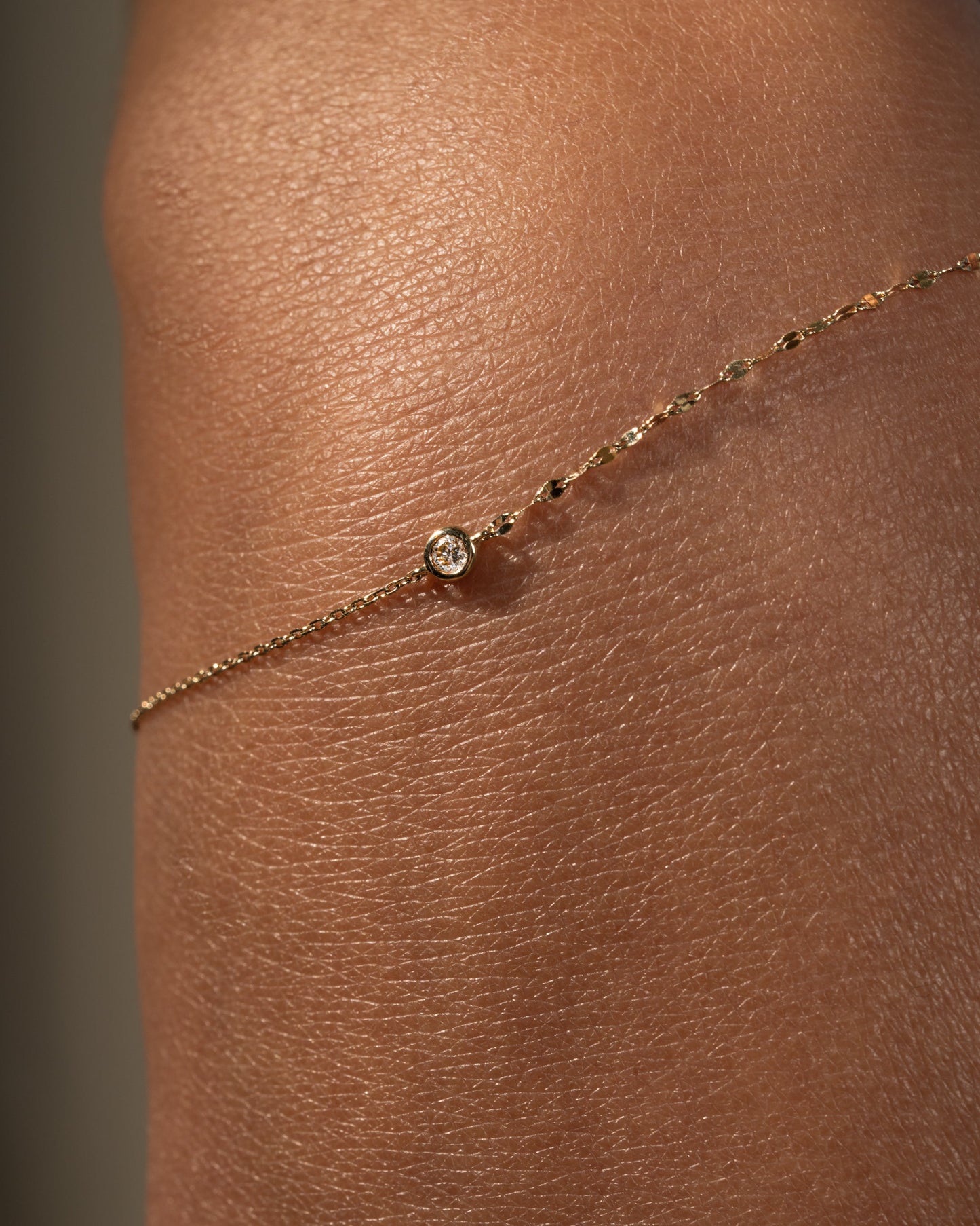 Ready to Ship - Round Bezel Bracelet