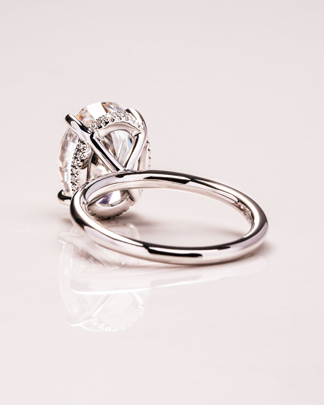 Ready to Ship - Harley - Crushed Ice Oval