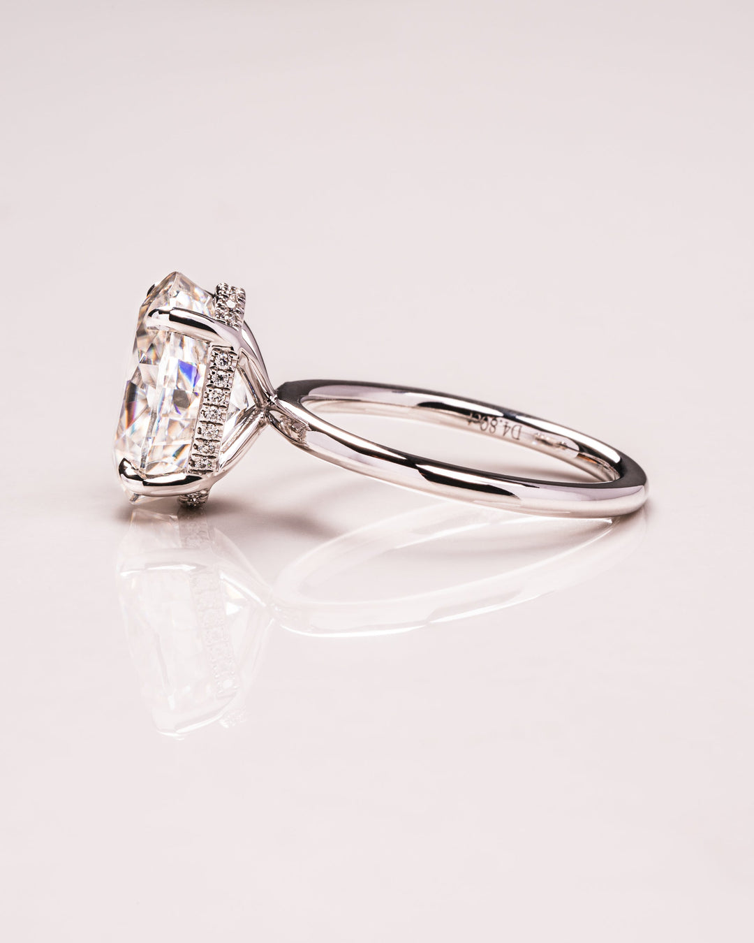 Ready to Ship - Harley - Crushed Ice Oval