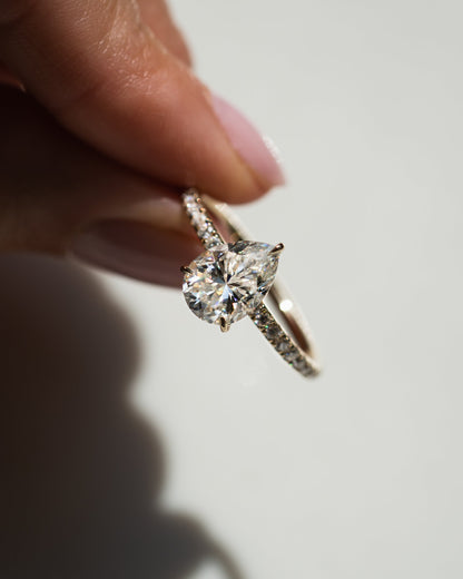 Harley (with Pavé) - Pear