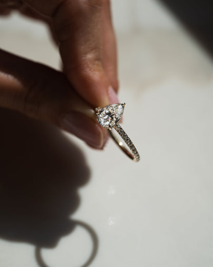 Harley (with Pavé) - Pear